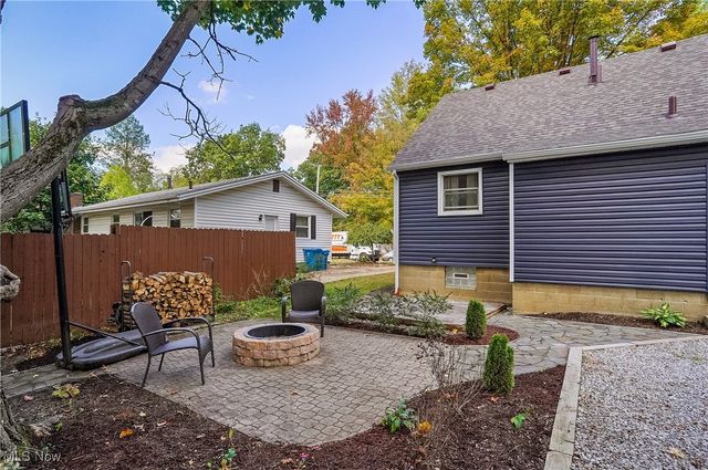 238 Valleyview Drive, Kent, OH 44240