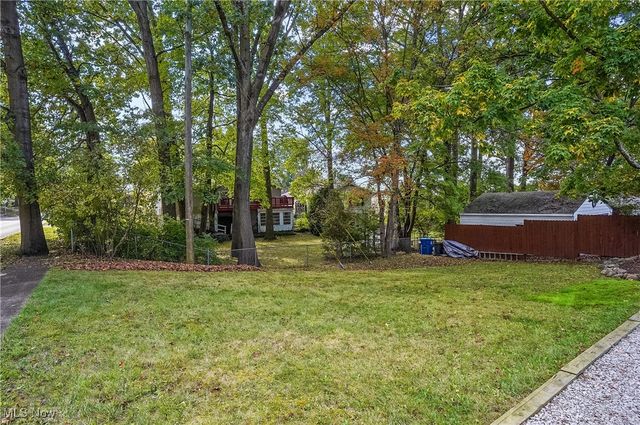 238 Valleyview Drive, Kent, OH 44240