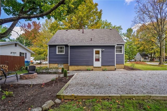 238 Valleyview Drive, Kent, OH 44240