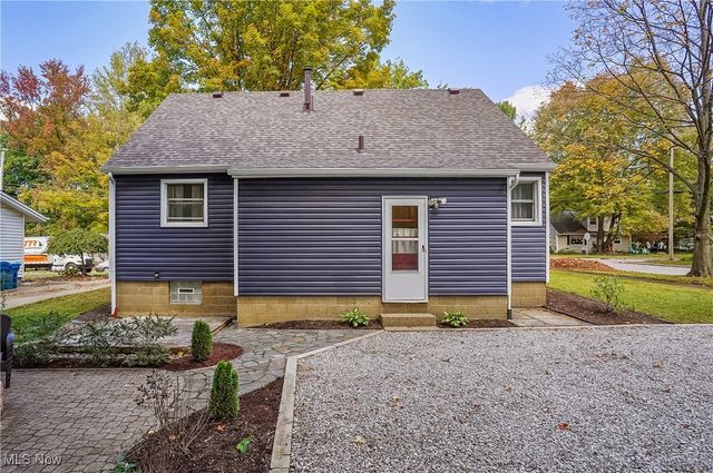 238 Valleyview Drive, Kent, OH 44240