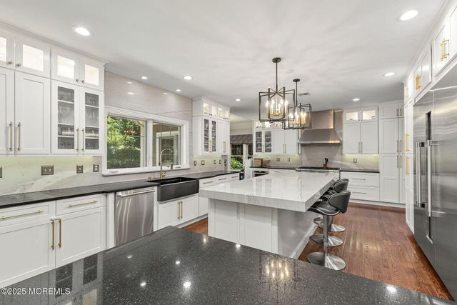 9 Withers Lane, Atlantic Highlands, NJ 07716