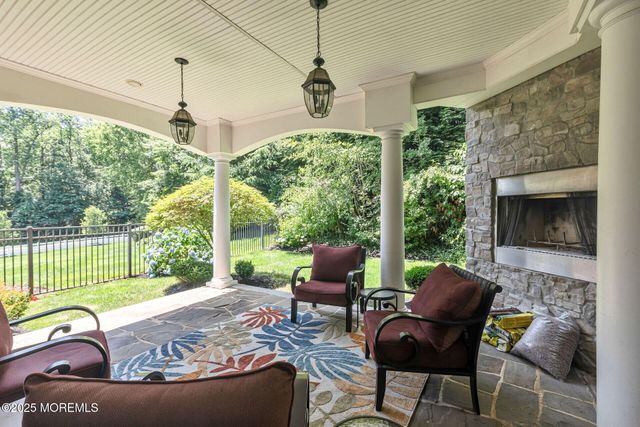 9 Withers Lane, Atlantic Highlands, NJ 07716