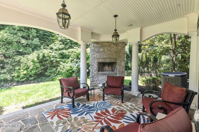9 Withers Lane, Atlantic Highlands, NJ 07716