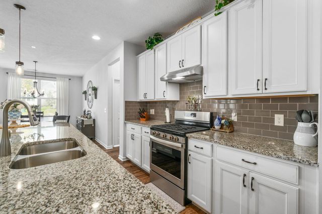 727 Fescue Road, Galena, OH 43021