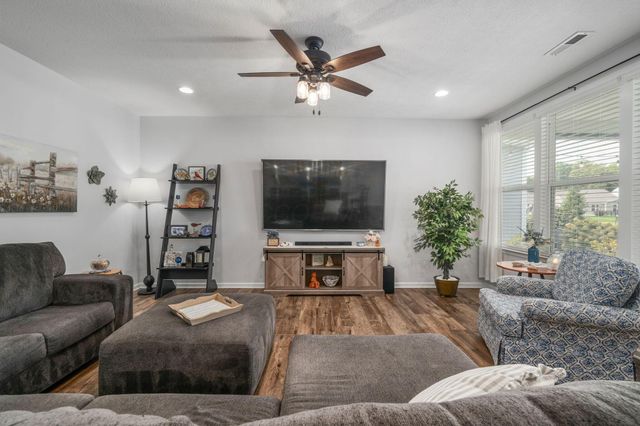 727 Fescue Road, Galena, OH 43021