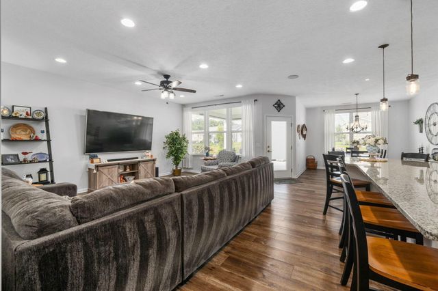 727 Fescue Road, Galena, OH 43021