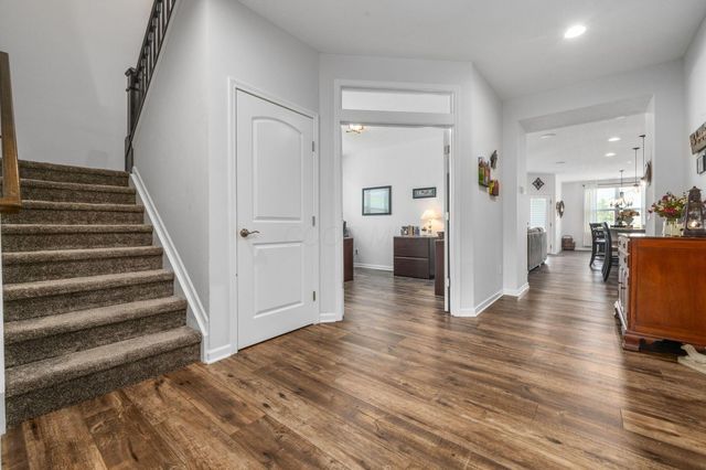 727 Fescue Road, Galena, OH 43021