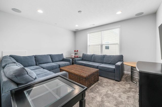 727 Fescue Road, Galena, OH 43021