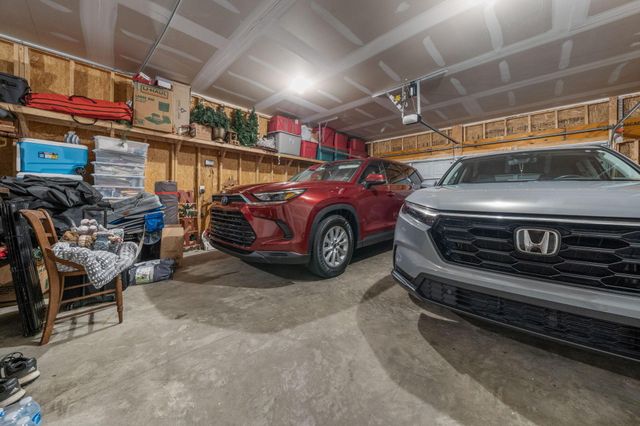 727 Fescue Road, Galena, OH 43021