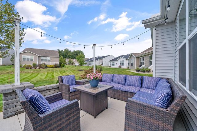 727 Fescue Road, Galena, OH 43021