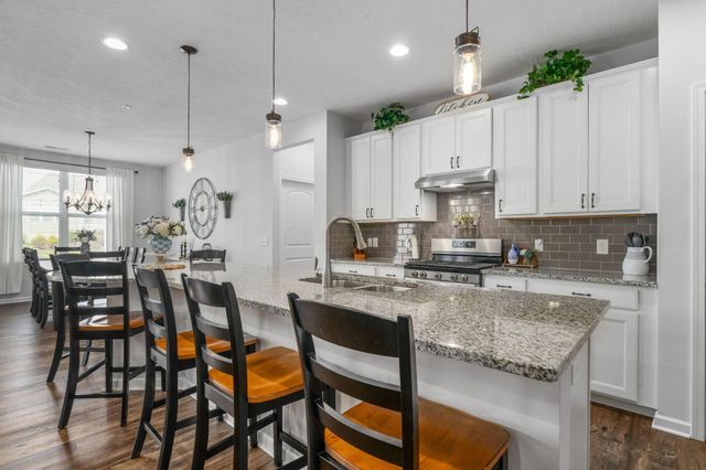 727 Fescue Road, Galena, OH 43021