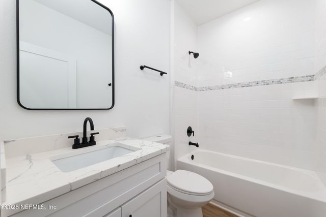 2482 OLEANDER Avenue, Middleburg, FL 32068