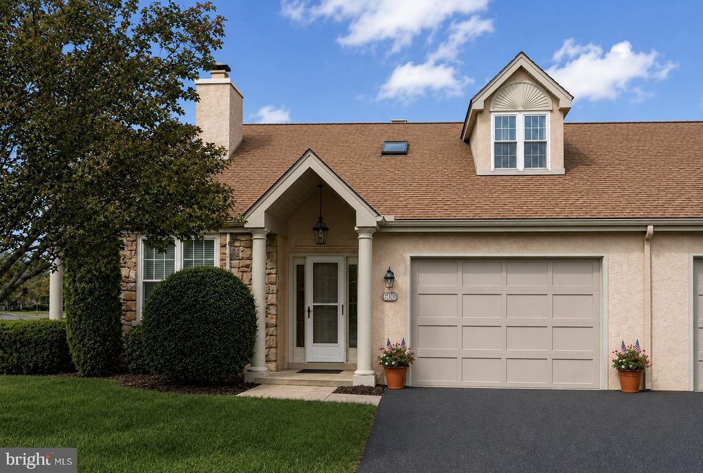 600 WESTRIDGE CT, PHOENIXVILLE, PA 19460 — exterior