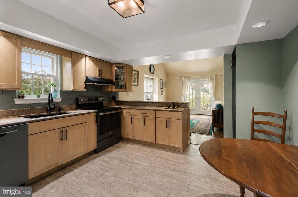600 WESTRIDGE CT, PHOENIXVILLE, PA 19460 — photo 5