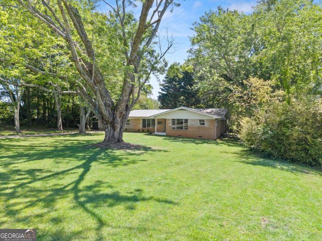 1076 Highway 9 N, Dawsonville, GA 30534