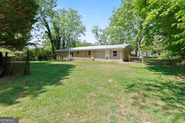 1076 Highway 9 N, Dawsonville, GA 30534