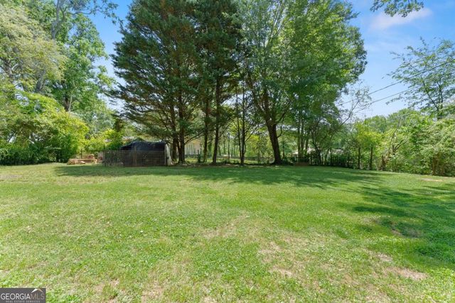 1076 Highway 9 N, Dawsonville, GA 30534