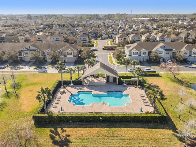 592 MERRY BROOK CIRCLE, Sanford, FL 32771
