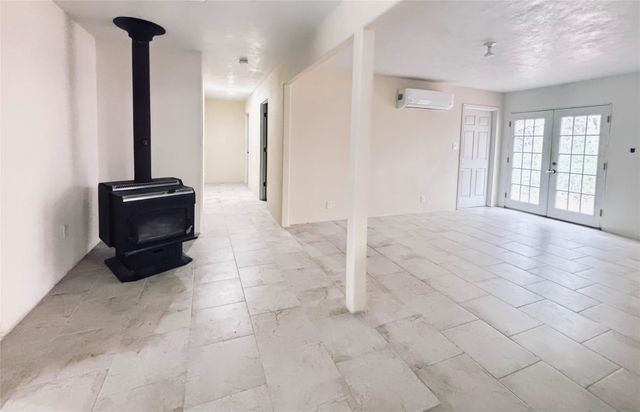 569 E Capps Road, Livingston, TX 77351