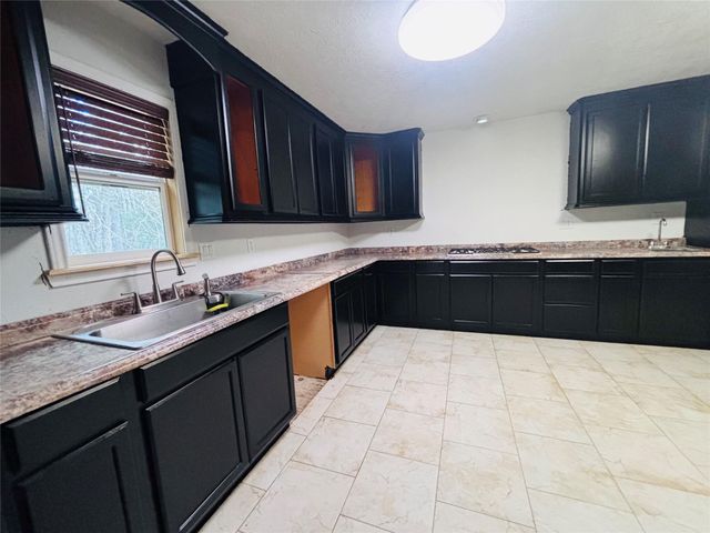 569 E Capps Road, Livingston, TX 77351