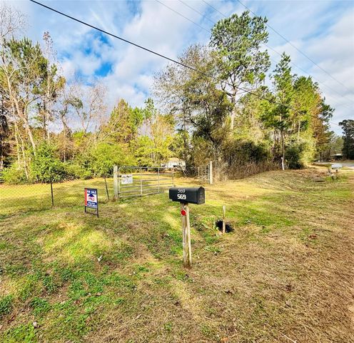 569 E Capps Road, Livingston, TX 77351