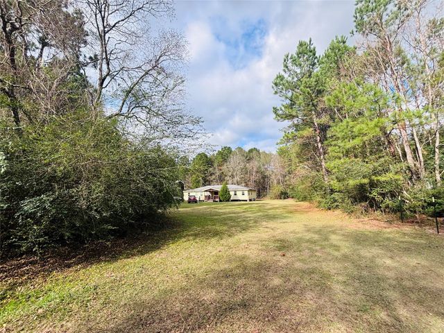 569 E Capps Road, Livingston, TX 77351