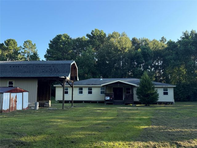 569 E Capps Road, Livingston, TX 77351