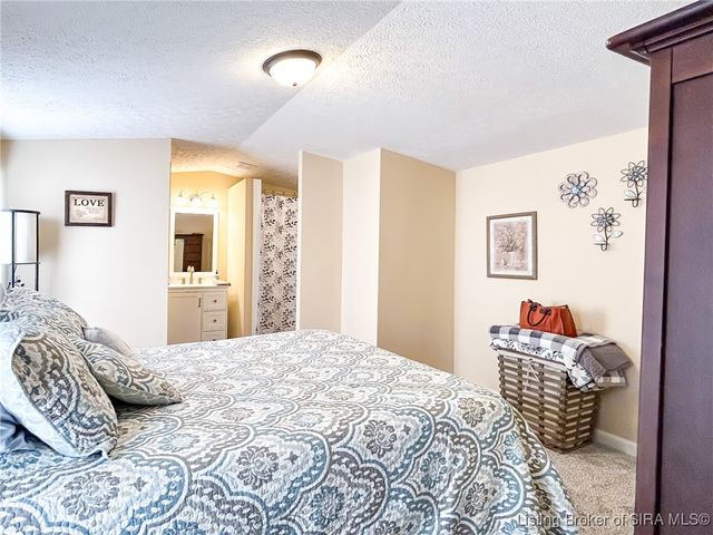 374 Worthington Street, Worthington, IN 47471