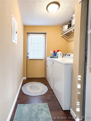 374 Worthington Street, Worthington, IN 47471