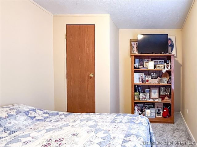 374 Worthington Street, Worthington, IN 47471