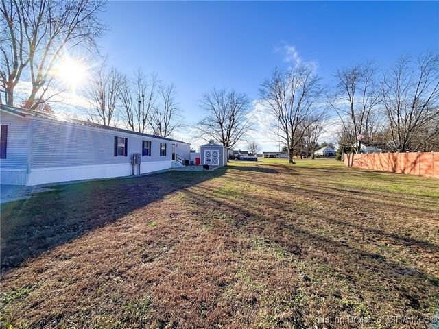 374 Worthington Street, Worthington, IN 47471