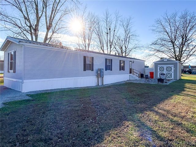 374 Worthington Street, Worthington, IN 47471