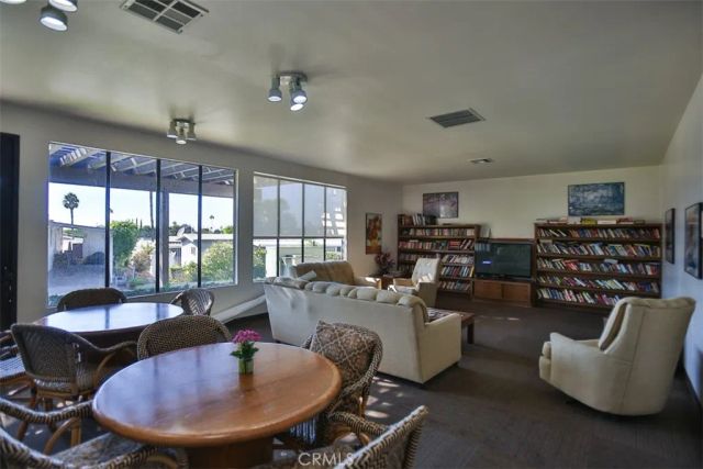 17700 Avalon 387, Carson, CA 90746