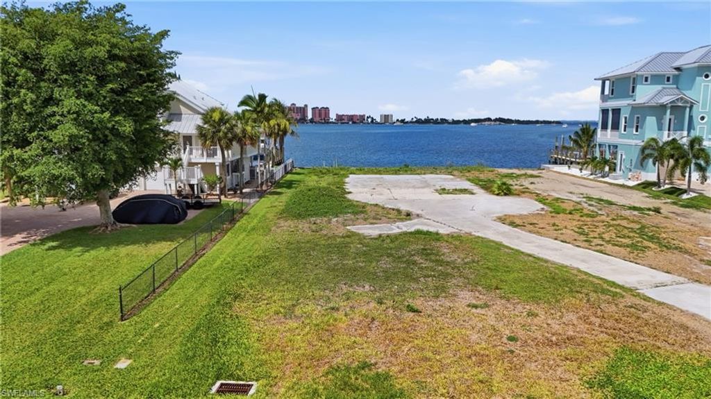 926 San Carlos DR, FORT MYERS BEACH, FL 33931 — photo 5