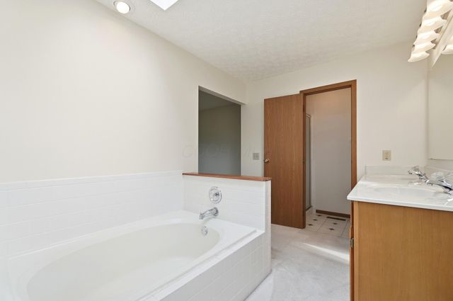 658 Lynnfield Drive, Westerville, OH 43081