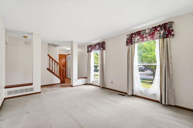 658 Lynnfield Drive, Westerville, OH 43081