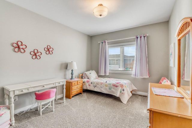 2700 Golden Lane S, Fargo, ND 58104