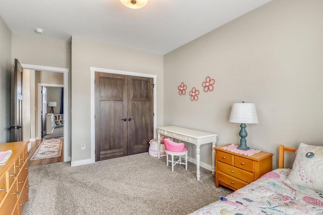 2700 Golden Lane S, Fargo, ND 58104