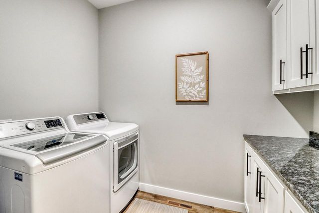 2700 Golden Lane S, Fargo, ND 58104