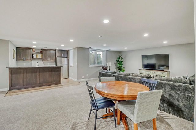 2700 Golden Lane S, Fargo, ND 58104