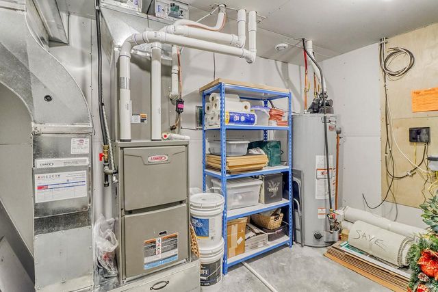 2700 Golden Lane S, Fargo, ND 58104