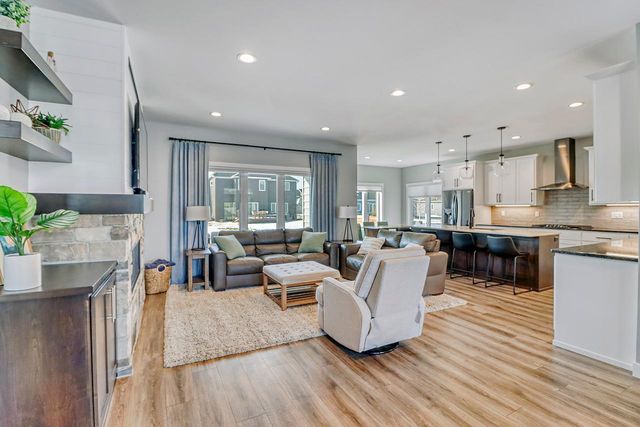 2700 Golden Lane S, Fargo, ND 58104