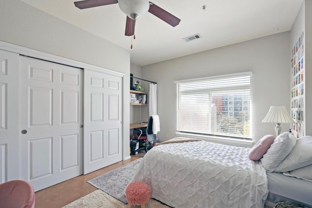 910 W 25th ST 406, Austin, TX 78705