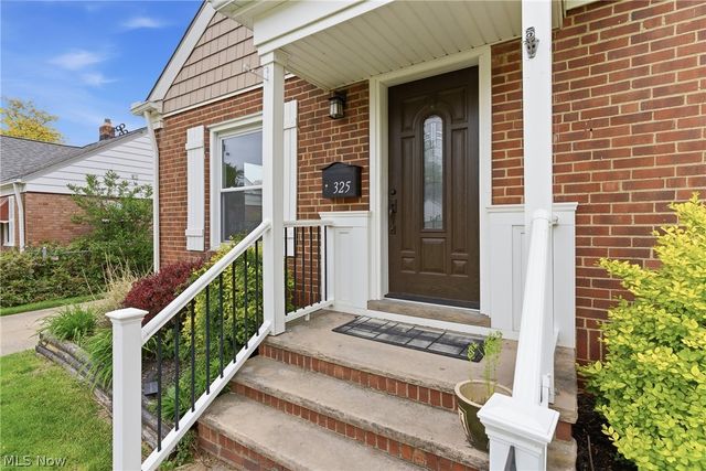 325 E 326th Street, Willowick, OH 44095