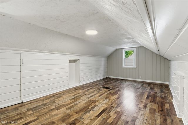 325 E 326th Street, Willowick, OH 44095