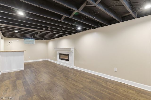 325 E 326th Street, Willowick, OH 44095