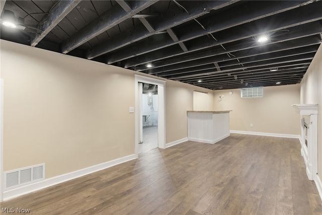 325 E 326th Street, Willowick, OH 44095