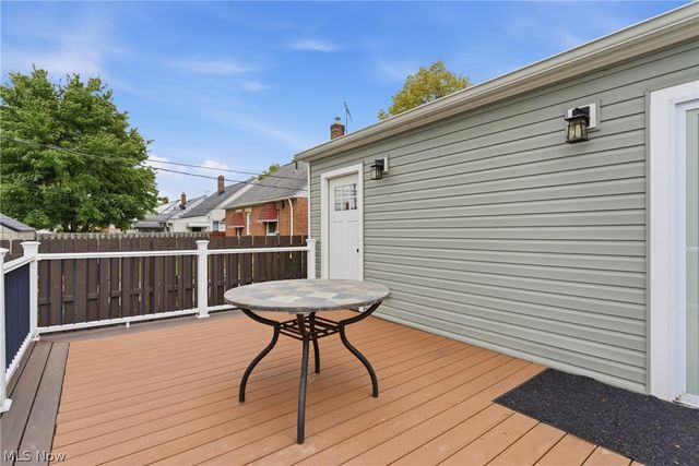 325 E 326th Street, Willowick, OH 44095