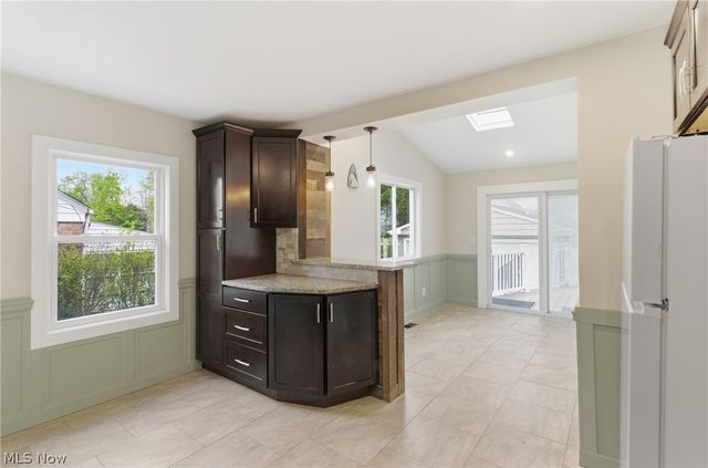 325 E 326th Street, Willowick, OH 44095