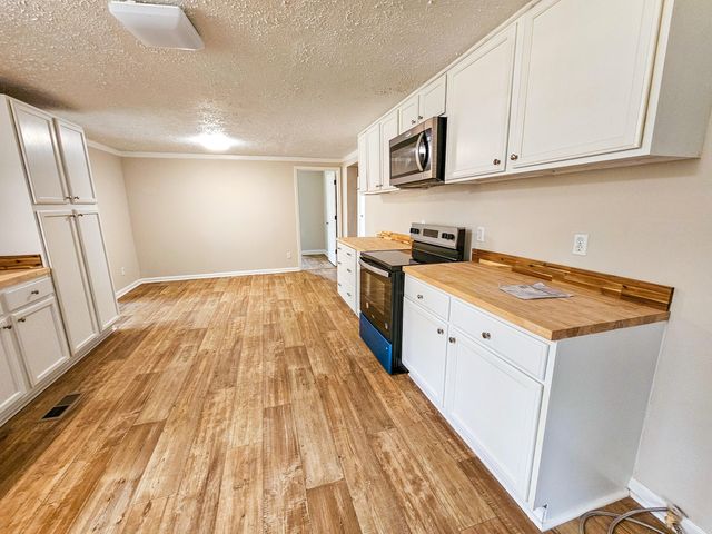 261 Field Creek Road, Ruffin, SC 29475